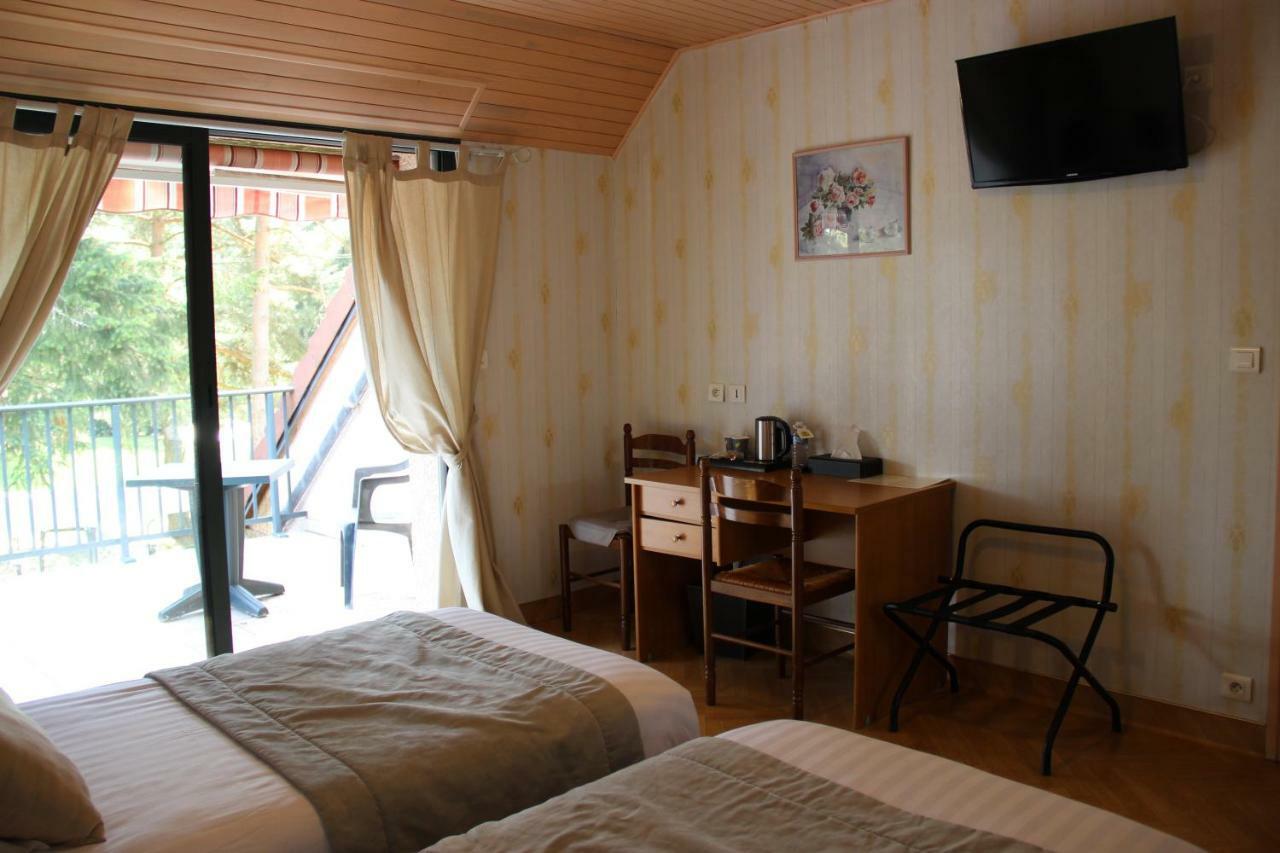 Hotel Restaurant Logis La Meridienne Anglards de Saint Flour Екстериор снимка