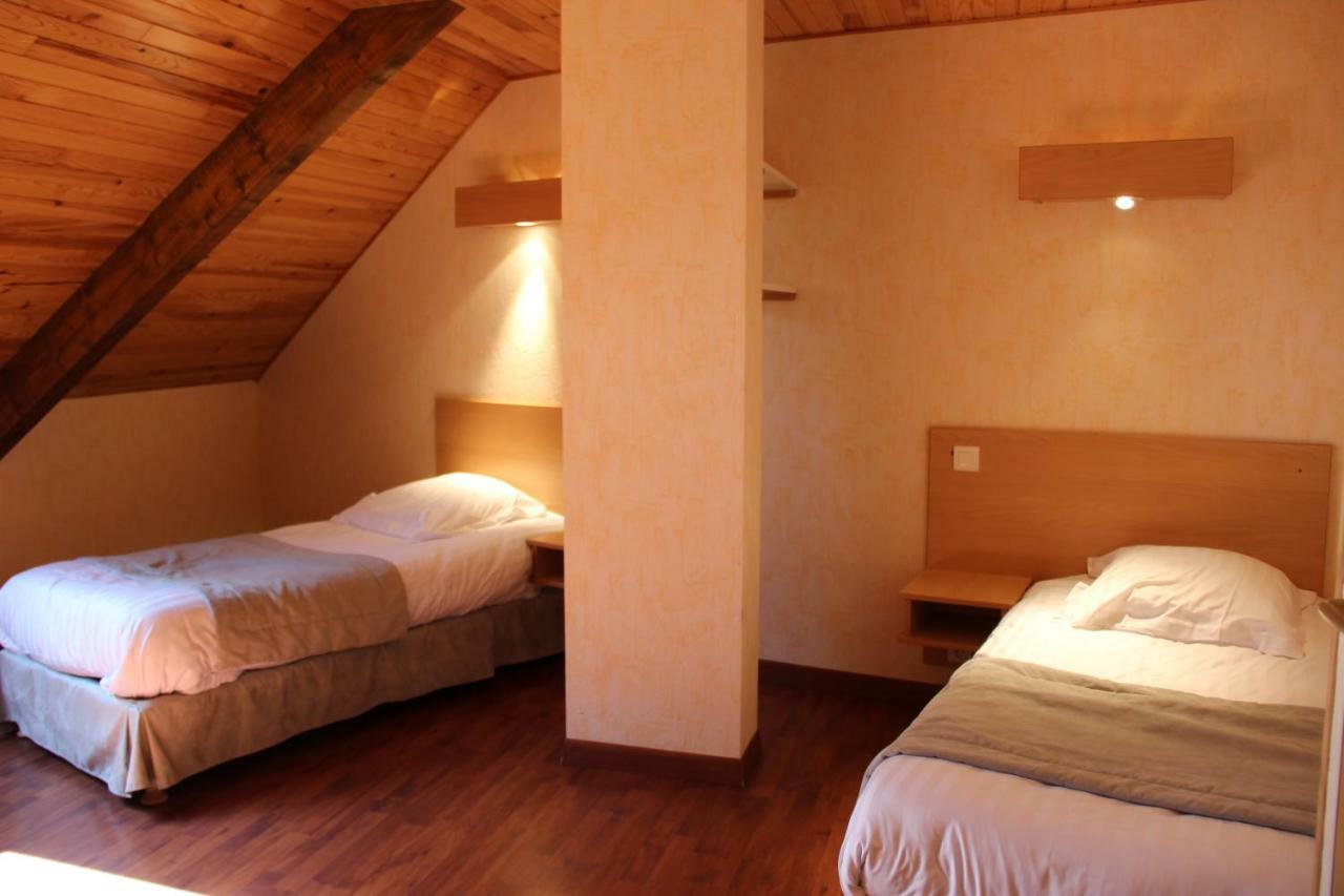 Hotel Restaurant Logis La Meridienne Anglards de Saint Flour Екстериор снимка